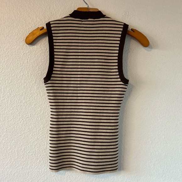 Frankies Bikini Mila Cloud Knit Sleeveless Sweater Top in 70s Stripe Size M - Picture 7 of 9